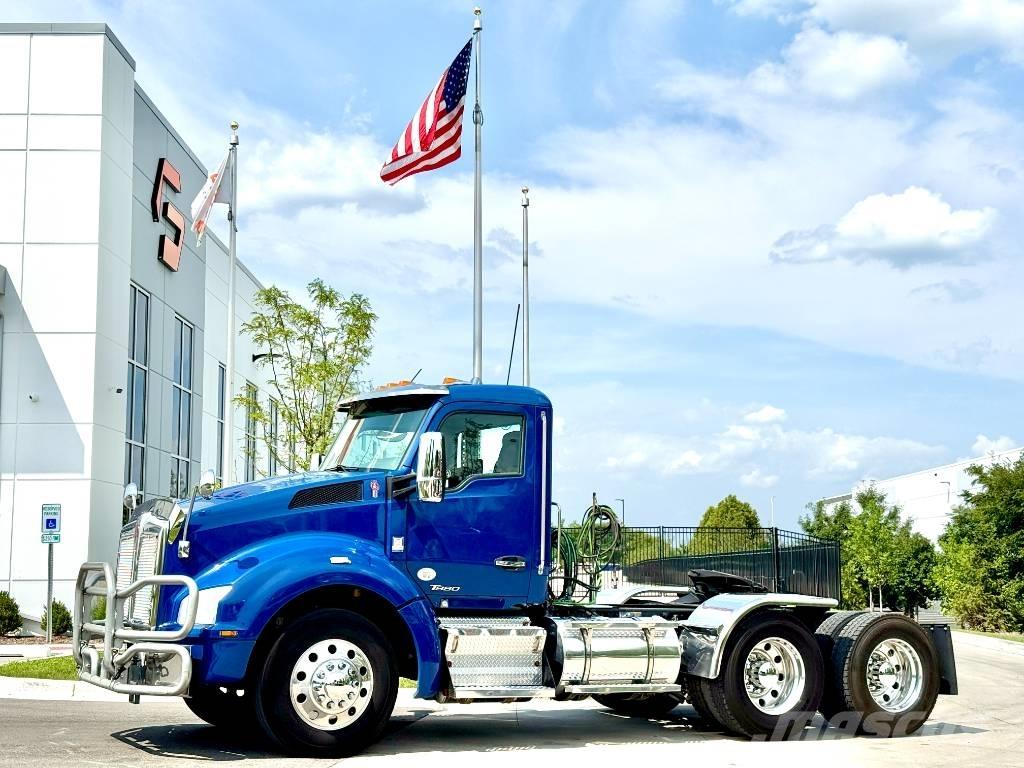 Kenworth T 880 Autotractoare