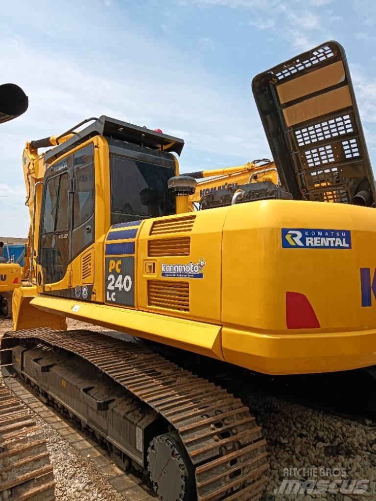 Komatsu PC 240 Excavatoare pe șenile
