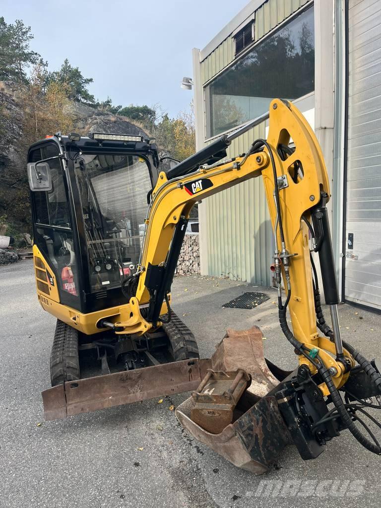 CAT 301.7 D Rototilt Mini excavatoare < 7t