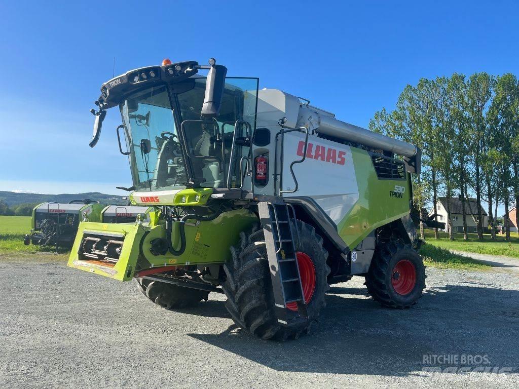CLAAS Trion Combine de secerat