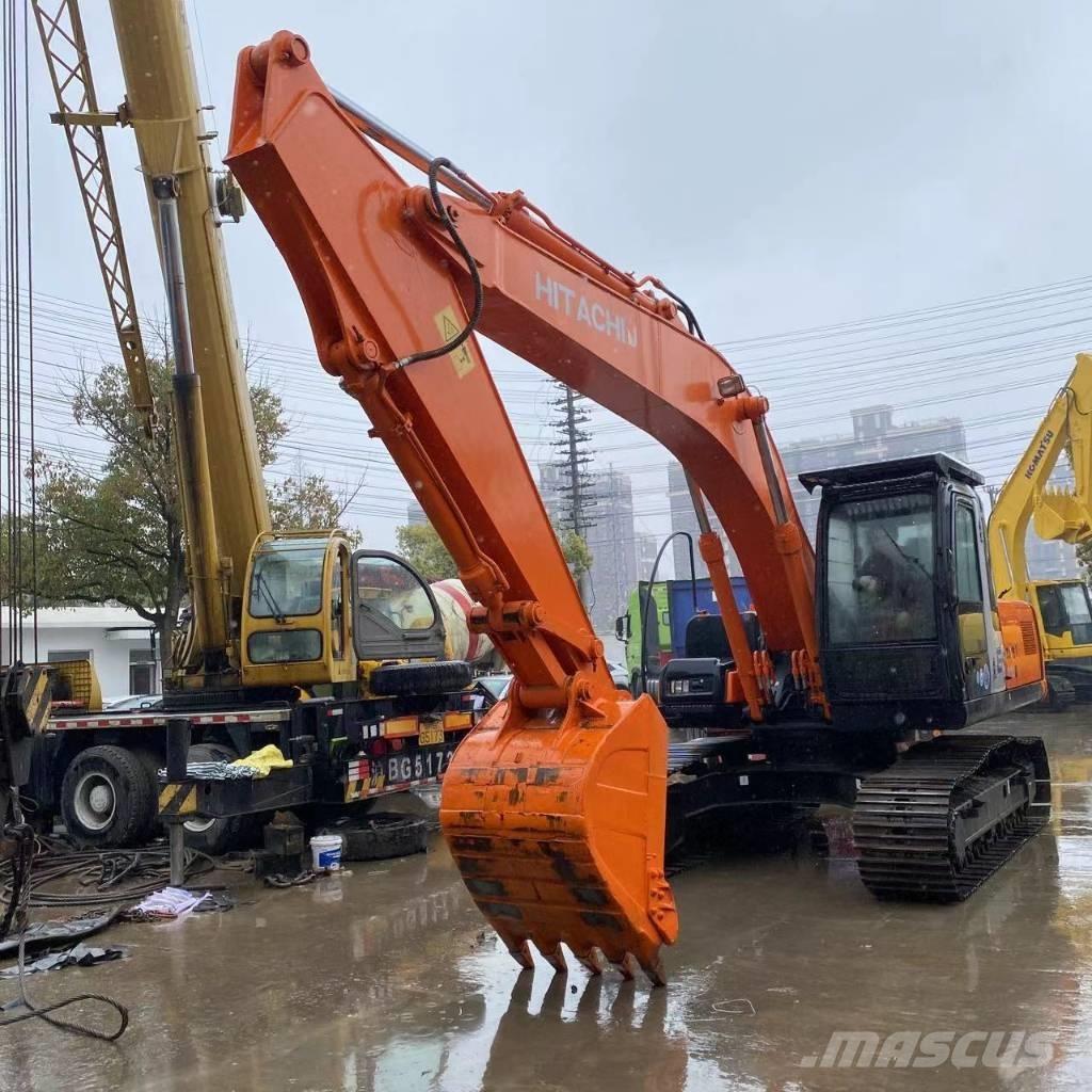 Hitachi ZX 210 Excavatoare pe șenile
