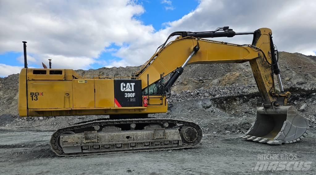 CAT 390 F Excavatoare pe șenile
