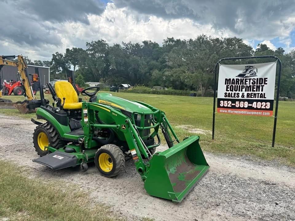 John Deere 1025 R Tractoare