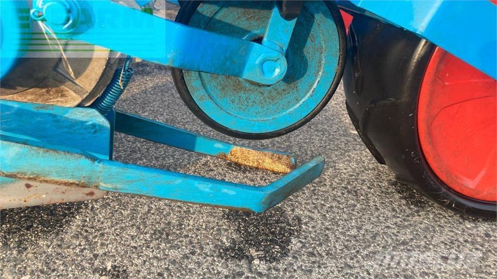 Monosem 4 Reihen Masini cu insamantare precisa