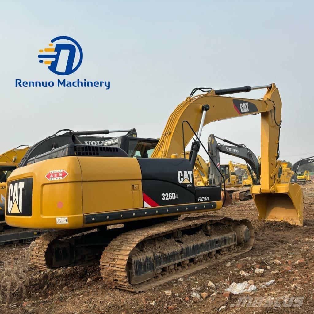 CAT 326D2 Excavatoare pe șenile
