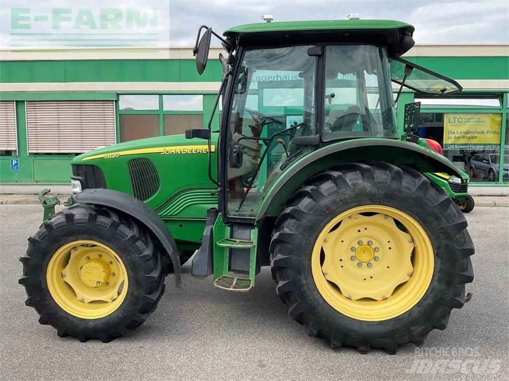 John Deere 5820 Tractoare