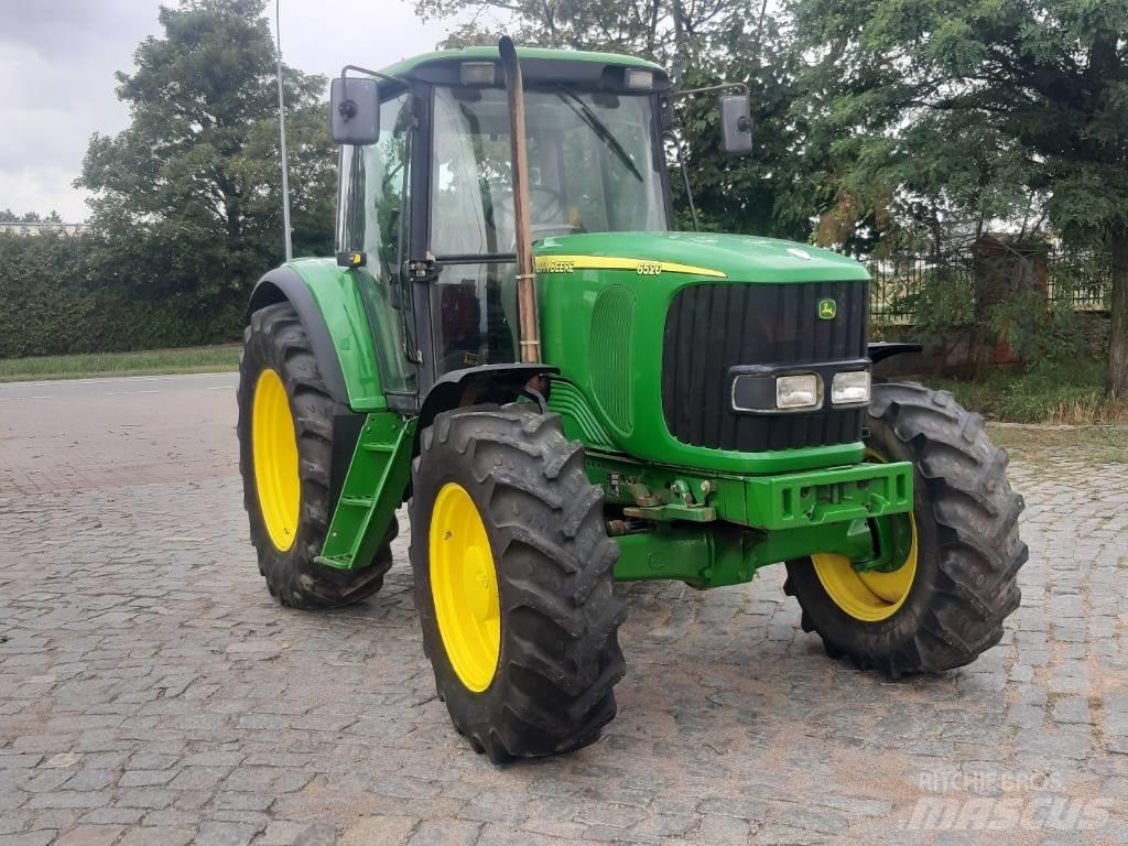 John Deere 6520 Tractoare