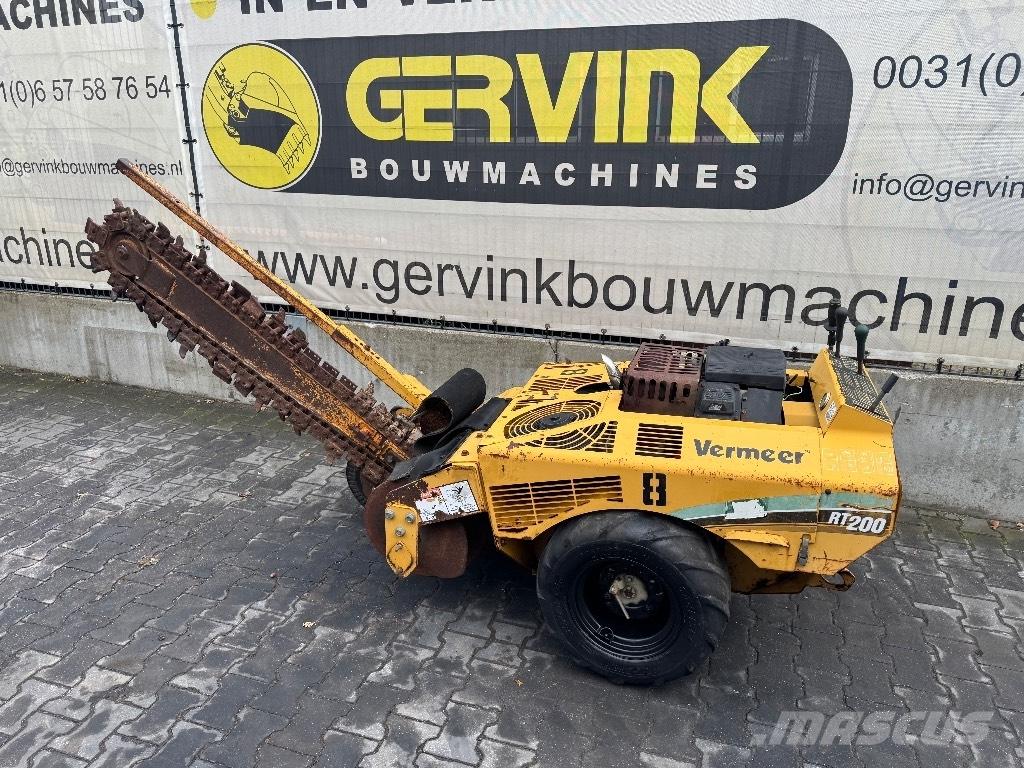 Vermeer RT200 Excavatoare de santuri
