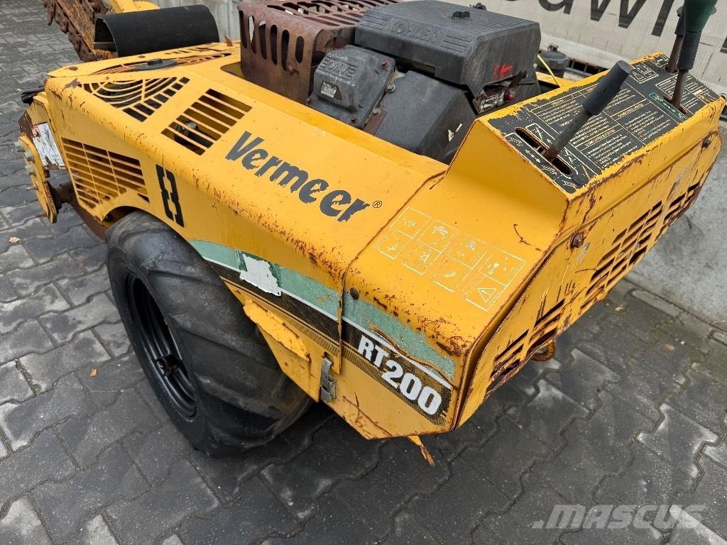 Vermeer RT200 Excavatoare de santuri