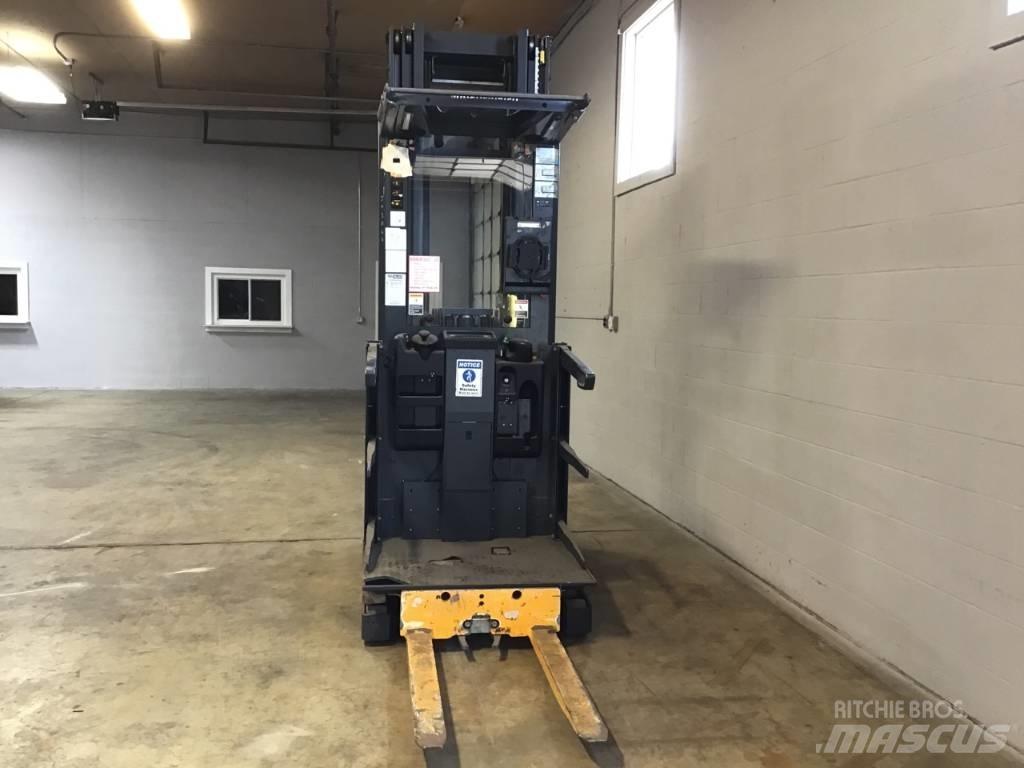 Jungheinrich EKS208 Utilaje speciale de ridicare si agatare