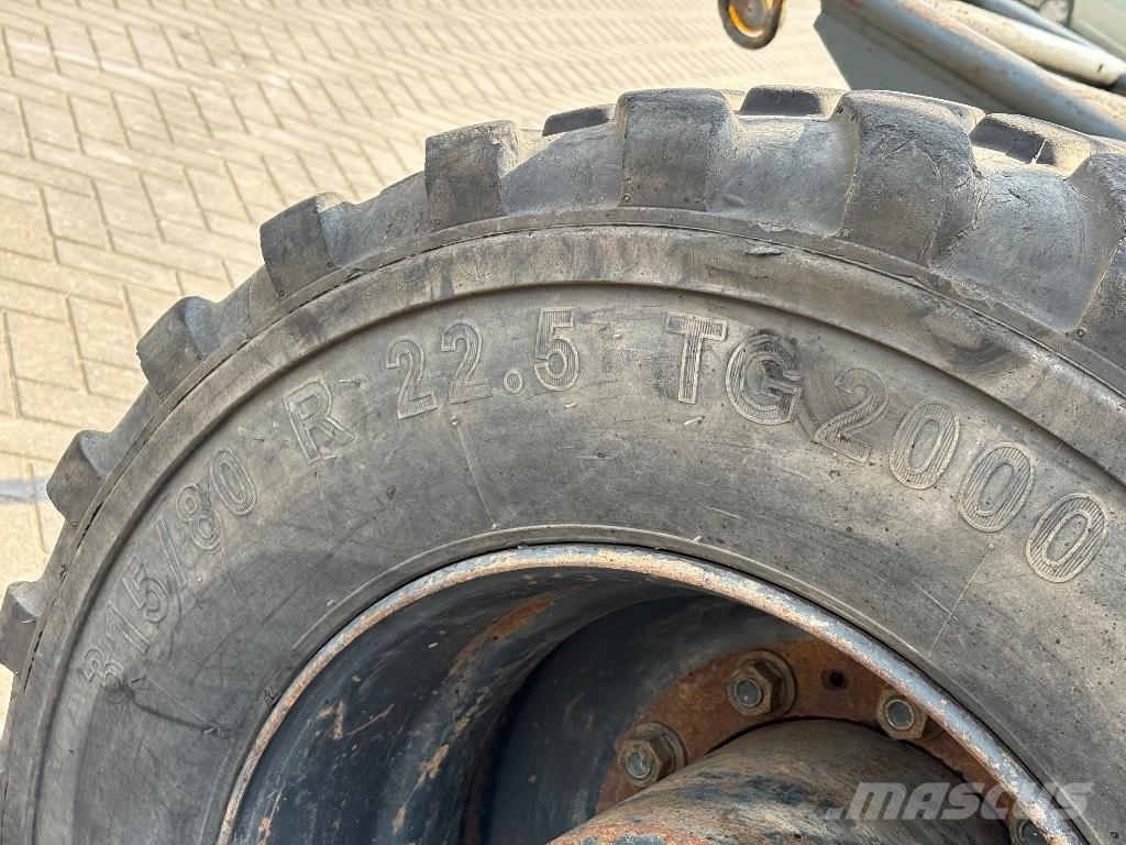 Hyundai 160W9-A Excavatoare cu roti
