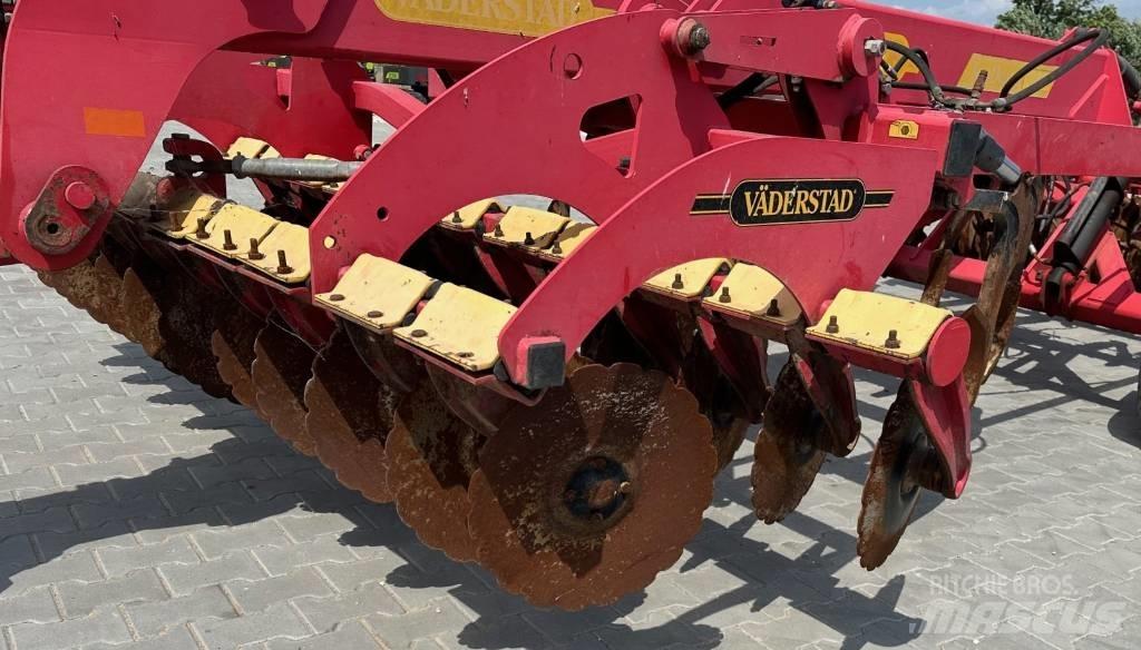 Väderstad Topdown300 Cultivatoare
