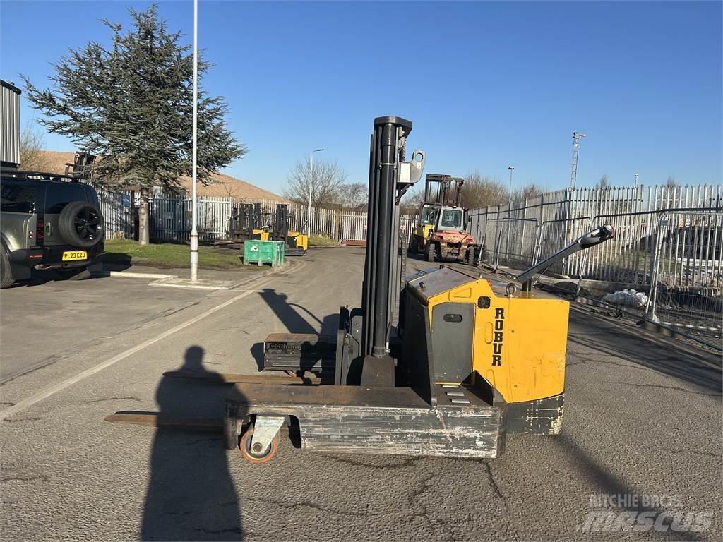  SBP XT HD 4VR 2520 Stivuitoare cu patru brate