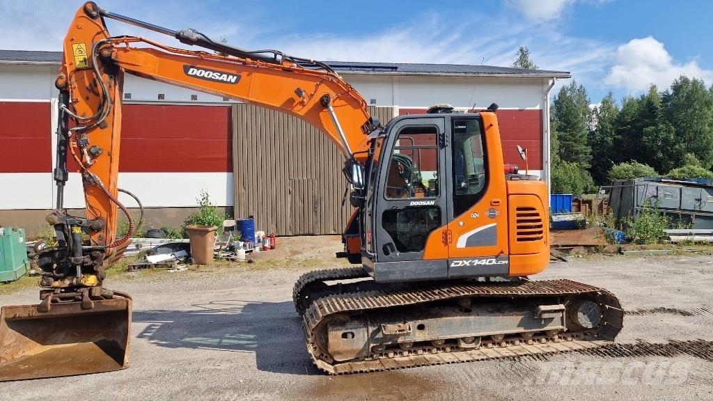 Doosan DX 140 LCR Excavatoare pe șenile

