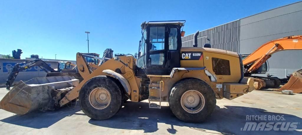 CAT 930 M Incarcator pe pneuri