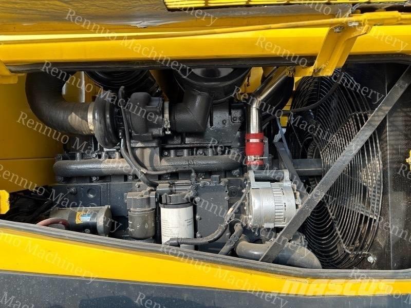 Komatsu WA380 Incarcator pe pneuri