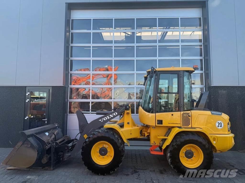 Volvo L35G Incarcator pe pneuri