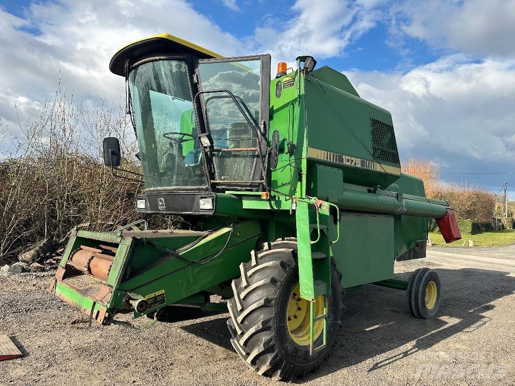 John Deere 1075 Combine de secerat