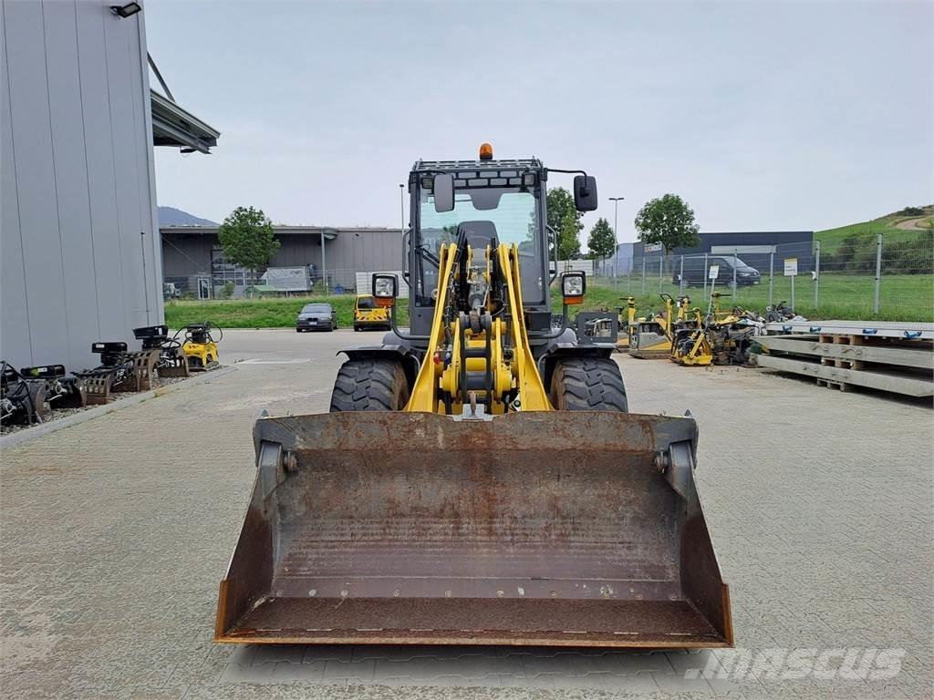 Wacker Neuson WL70 Incarcator pe pneuri