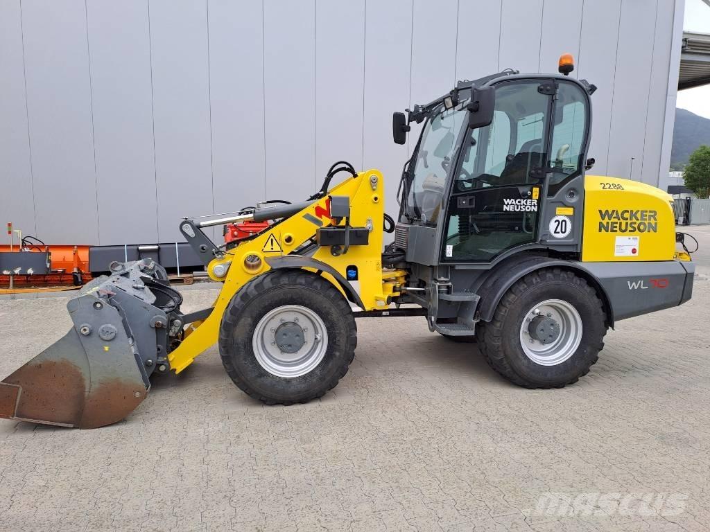 Wacker Neuson WL70 Incarcator pe pneuri