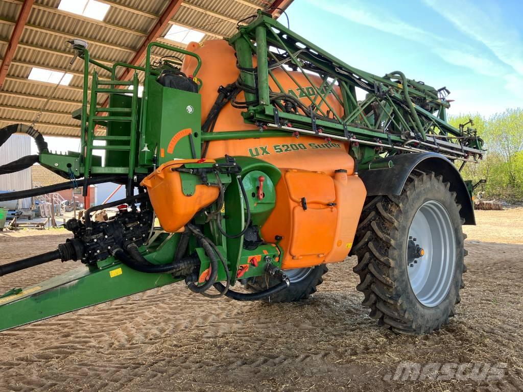 Amazone UX 5200 Tractoare agricole sprayers