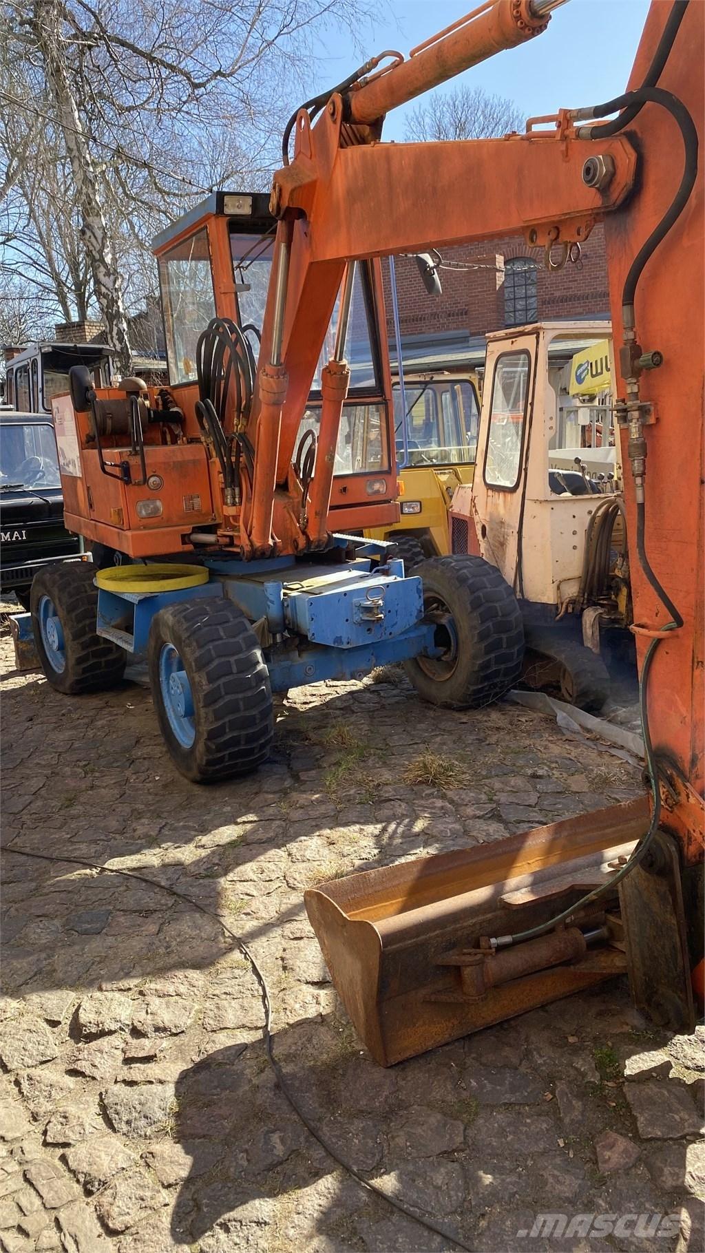 Zeppelin zm6 Excavatoare cu roti