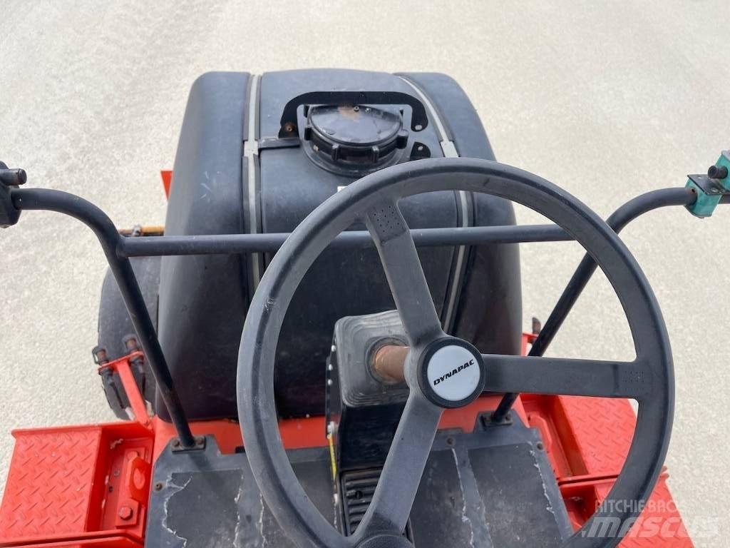 Dynapac CP 142 Cilindri compactori cu roti
