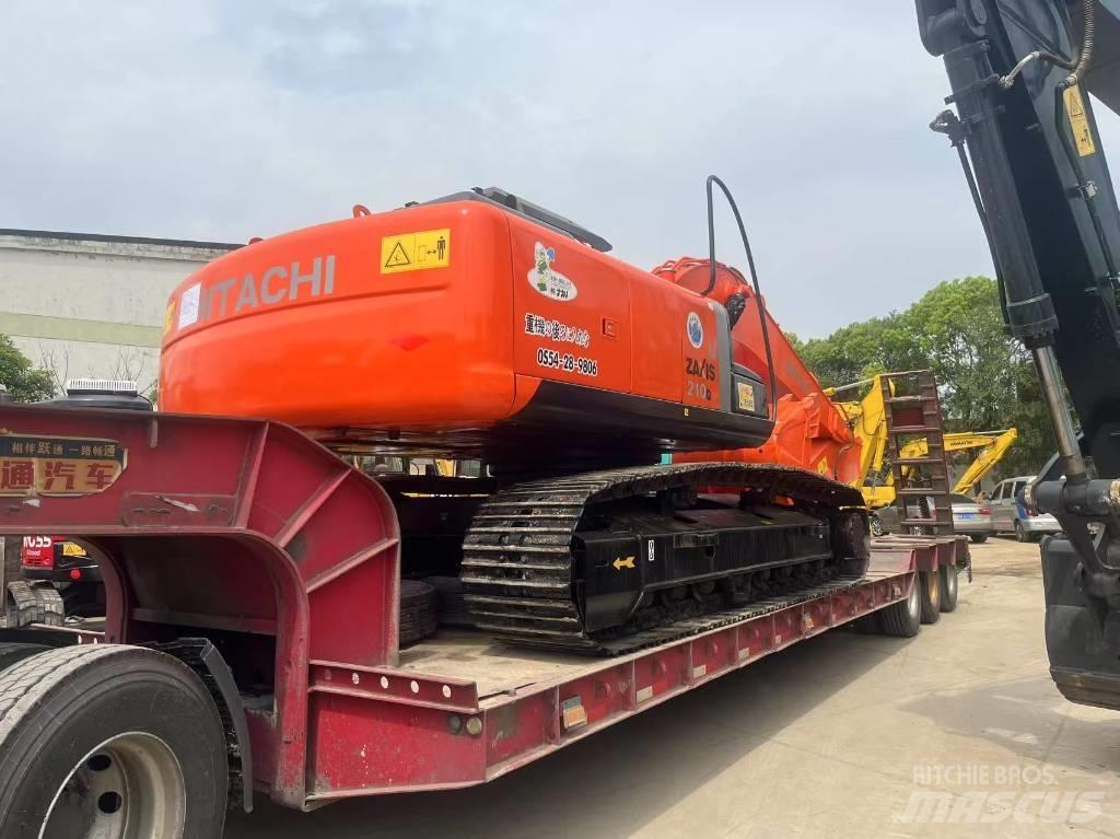 Hitachi 210LC Excavatoare pe șenile

