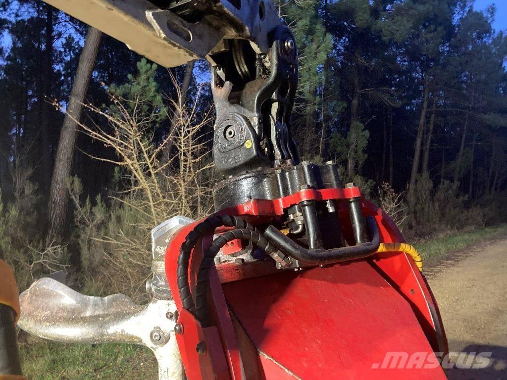 Komatsu C 144 Combine forestiere