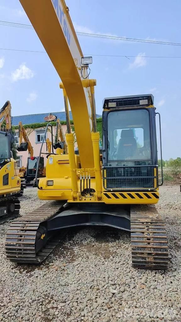 Komatsu PC 130 Excavatoare pe șenile

