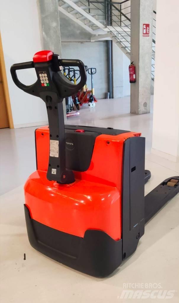 BT LWE 180 Transpaleta manuala
