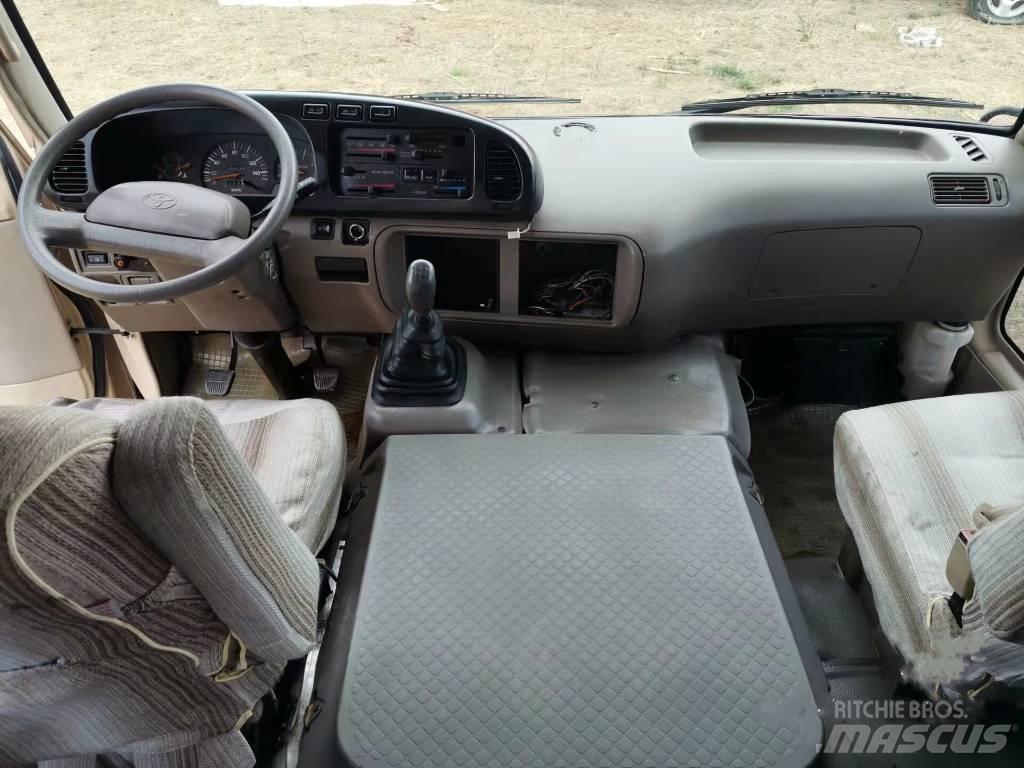 Toyota Coaster Autobuze intercity