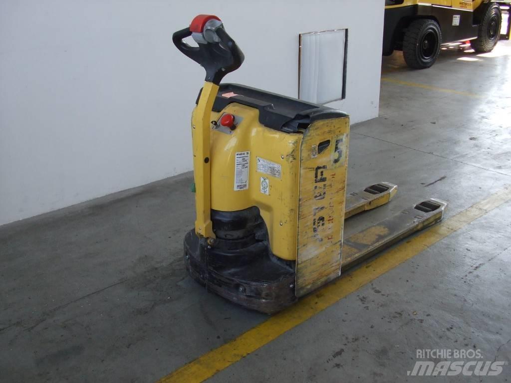 Hyster P2.0L Transpaleta manuala