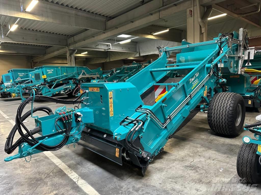  Beachtech 2000 Beach cleaning equipment
