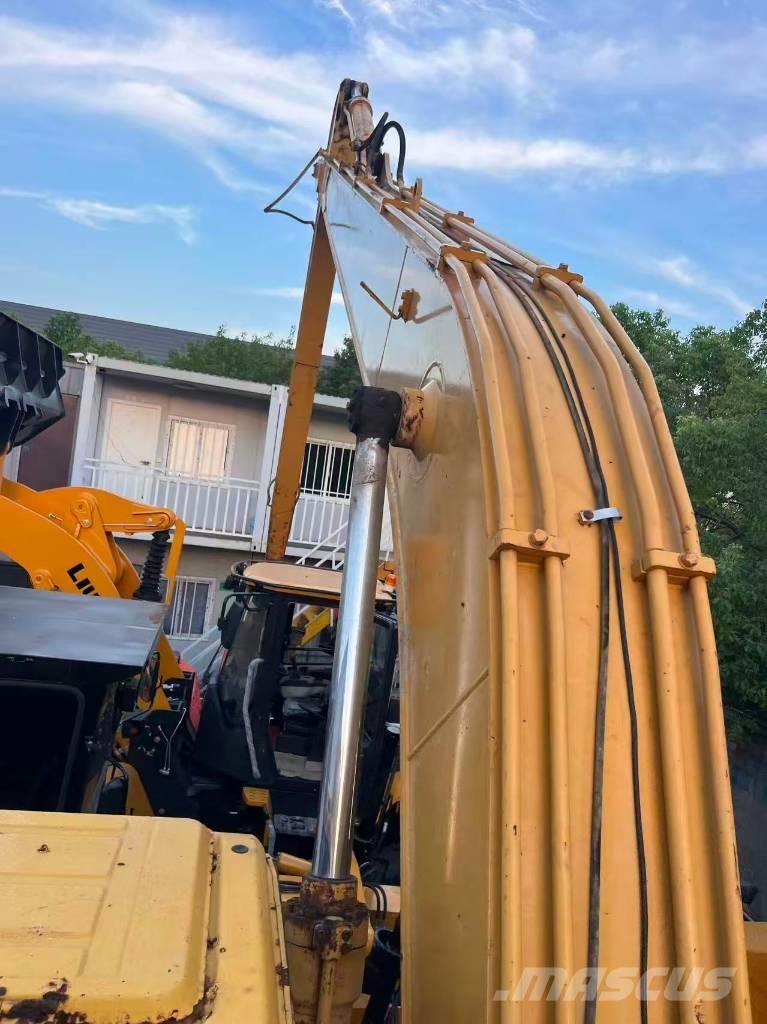 CAT 320 B L Excavator amfibiu