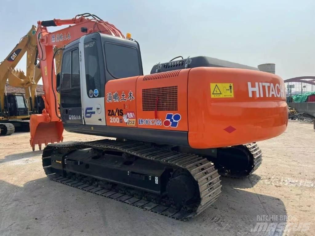 Hitachi ZX 200 Excavatoare pe șenile
