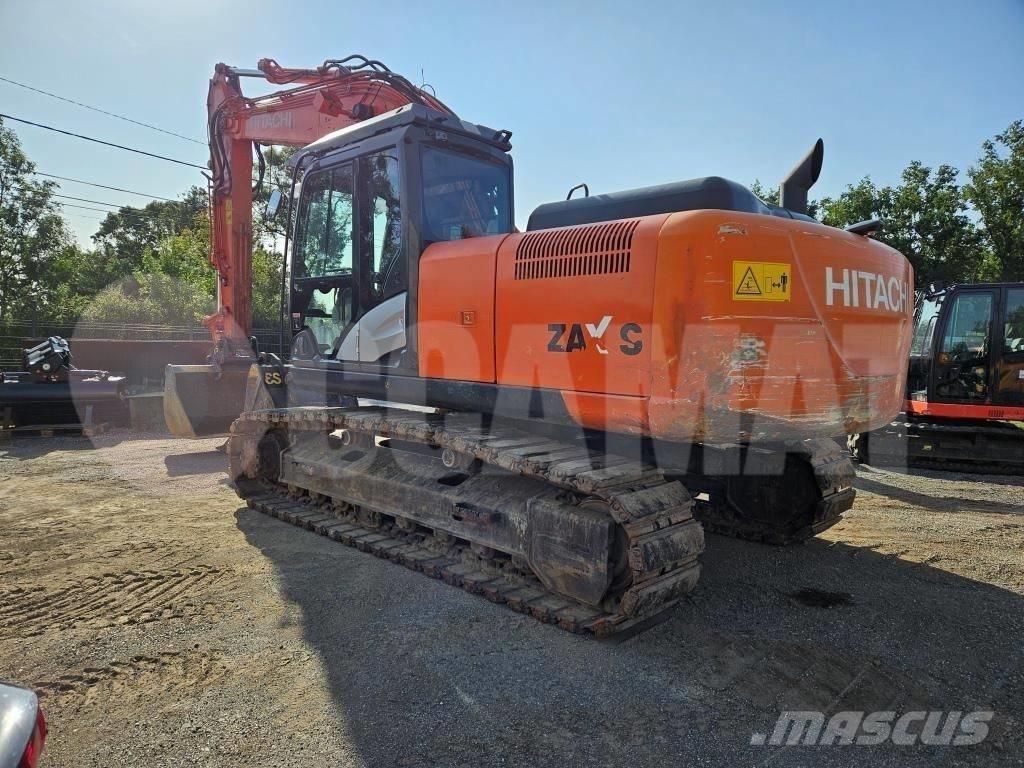 Hitachi ZX 210 LC Excavatoare pe șenile
