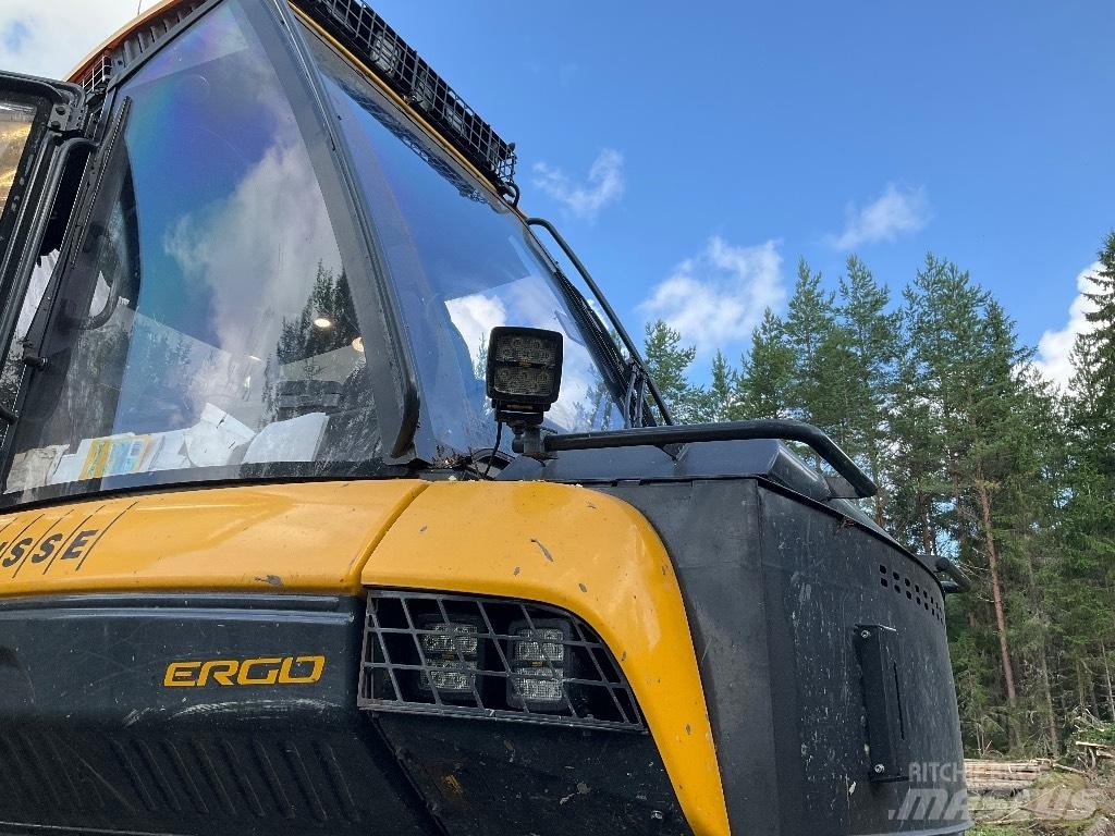 Ponsse ERGO 8W Combine forestiere
