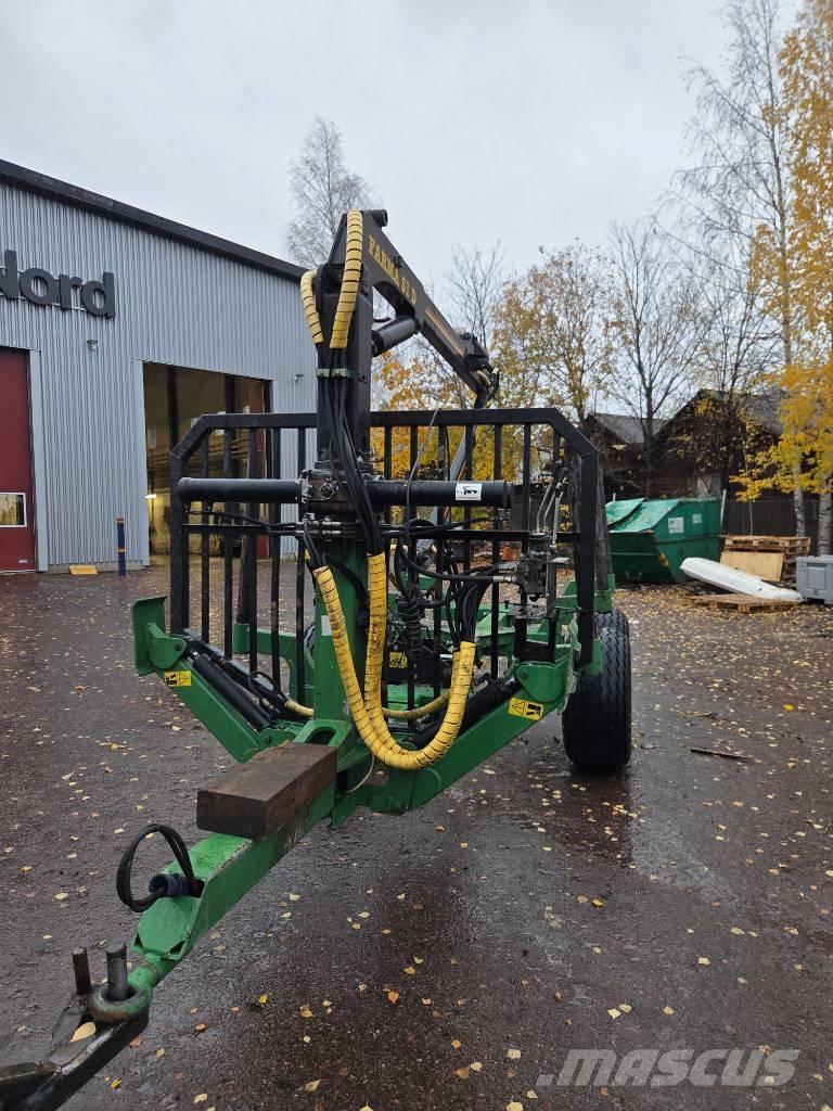 Farma 8T Remorci forestiere