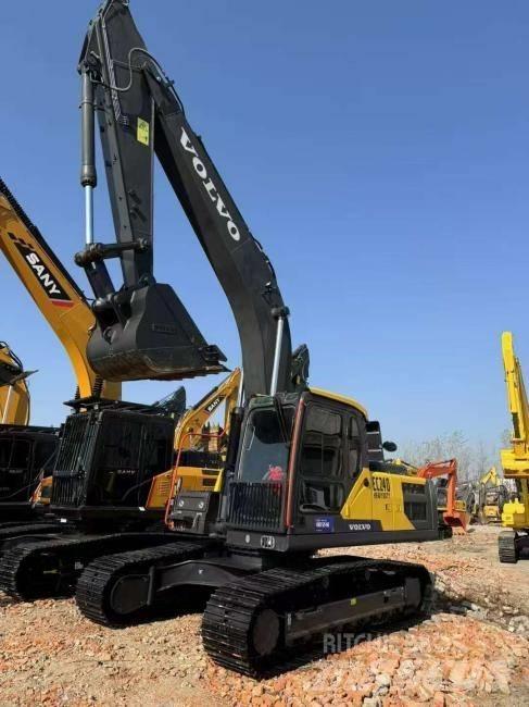 Volvo EC 240 Excavatoare pe șenile
