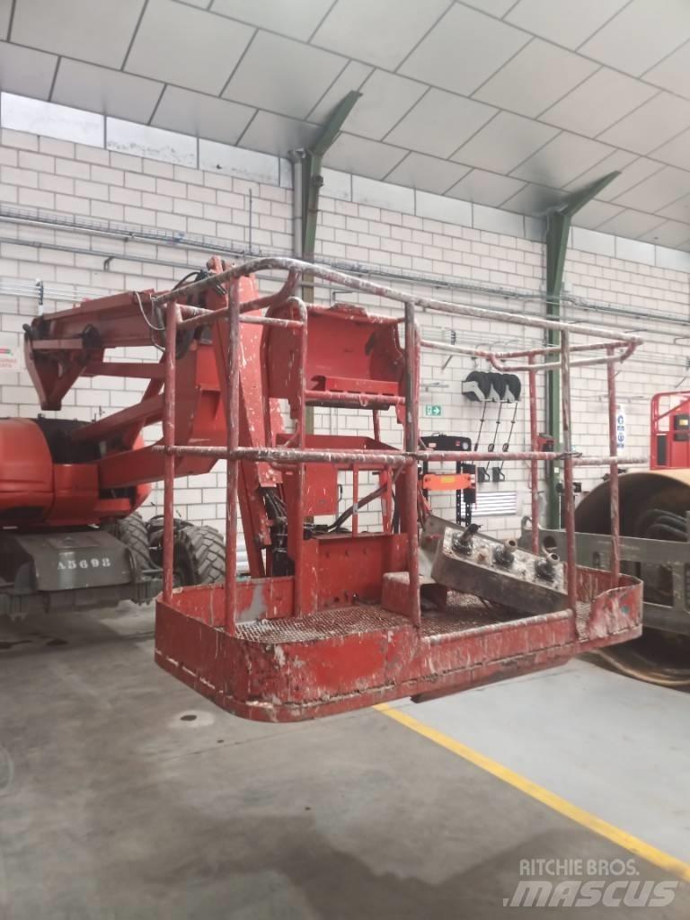 Manitou 160 ATJ Nacele cu brat articulat