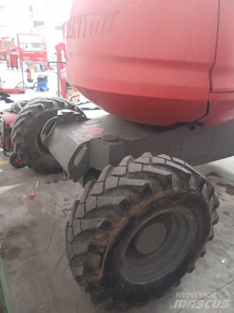 Manitou 160 ATJ Nacele cu brat articulat