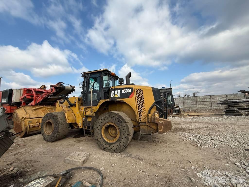 CAT 950 M Incarcator pe pneuri