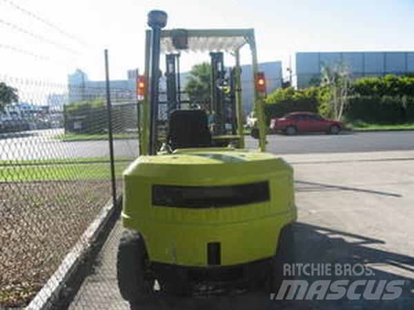 Mitsubishi FD45 Strivuitoare-altele