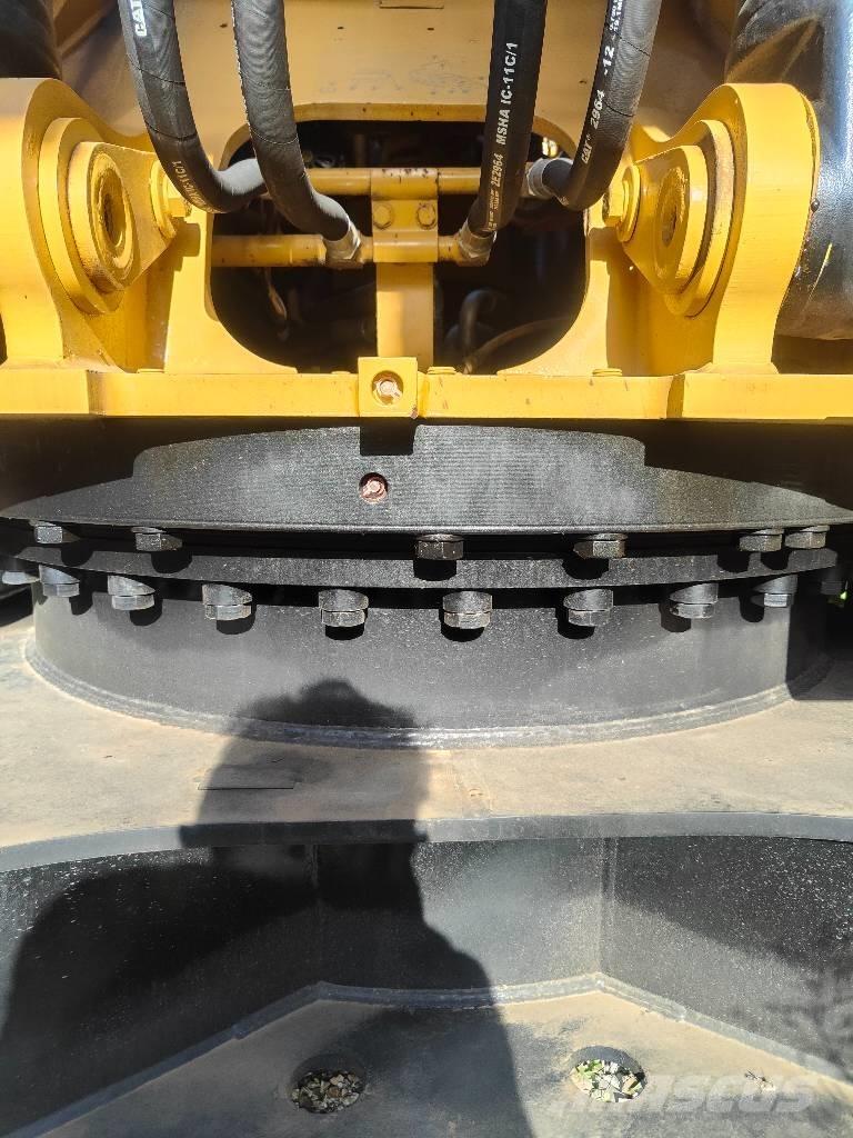 CAT 330 D Excavatoare pe șenile
