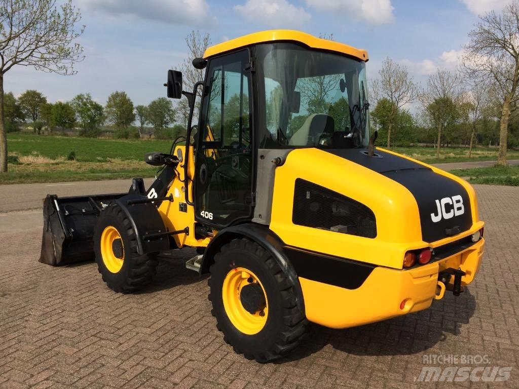 JCB 406 Incarcator pe pneuri