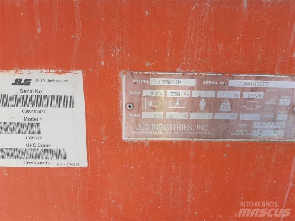 JLG 1350SJP Nacele cu brat telescopic