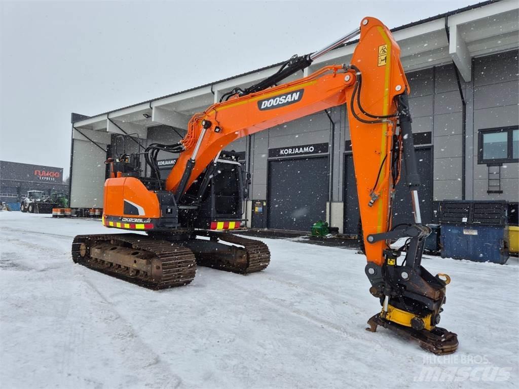 Doosan DX235LCR-5 Excavatoare pe șenile
