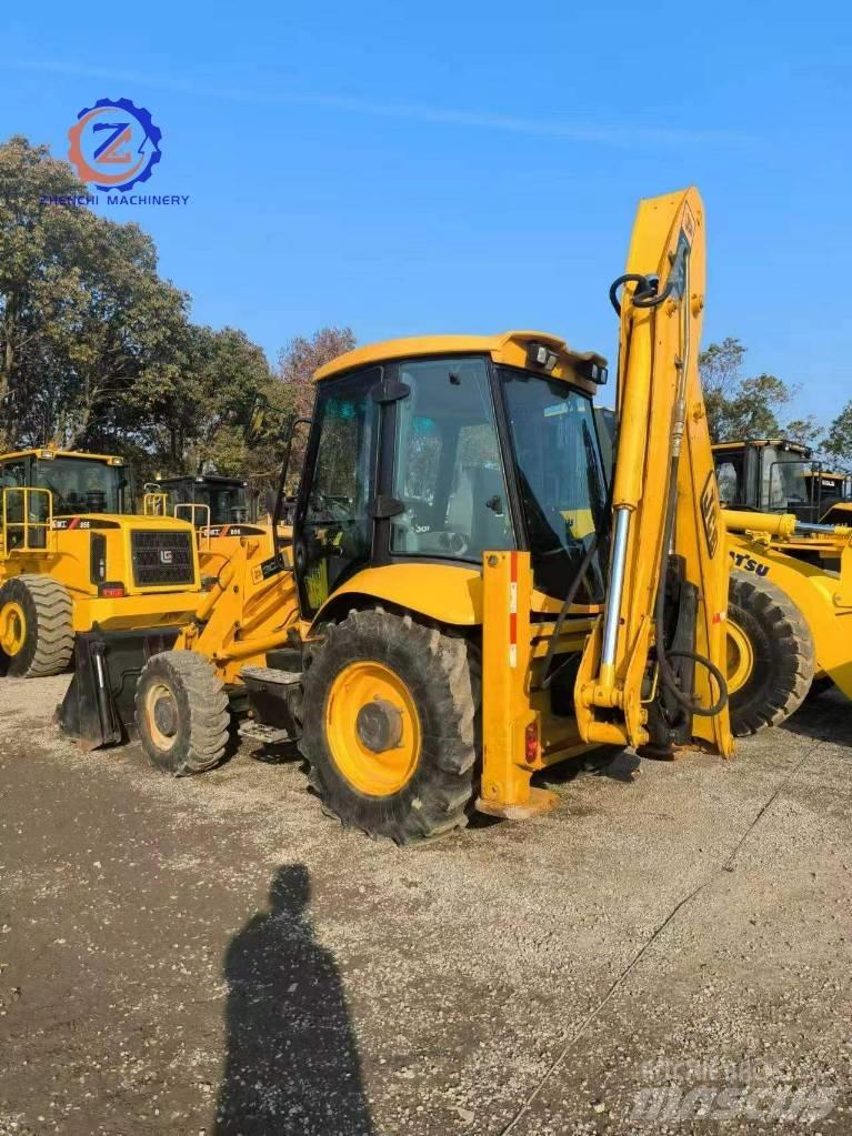 JCB 3 CX Buldoexcavatoare
