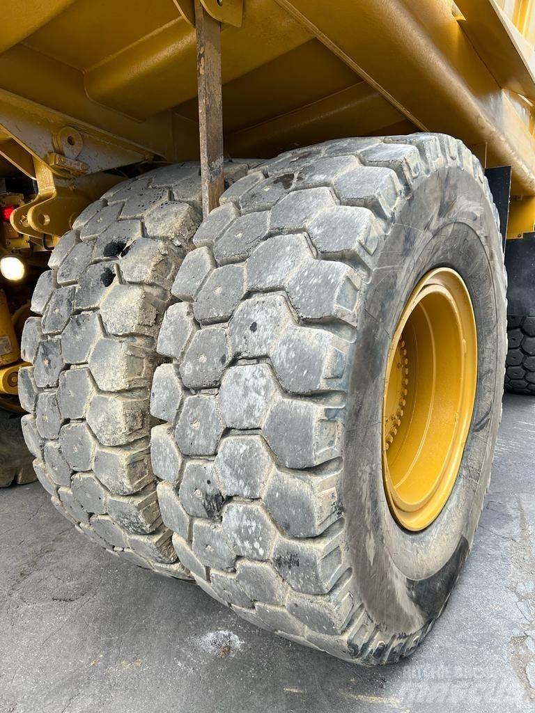 CAT 773 E Camioane cu basculante rigide